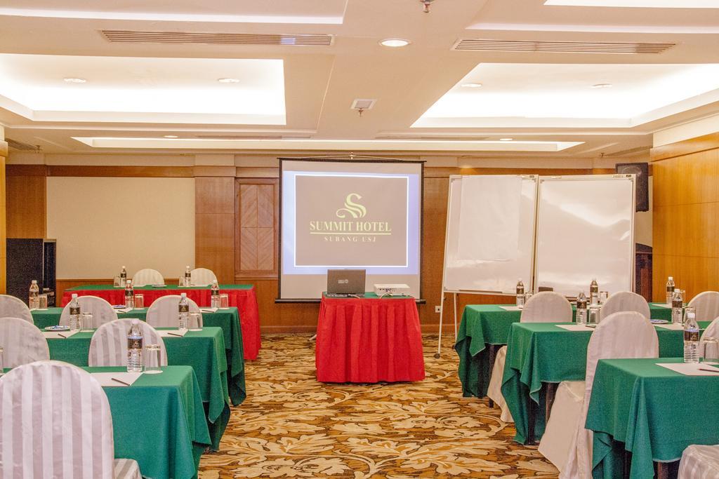 Summit Hotel Subang Usj Субанг Джая Екстериор снимка