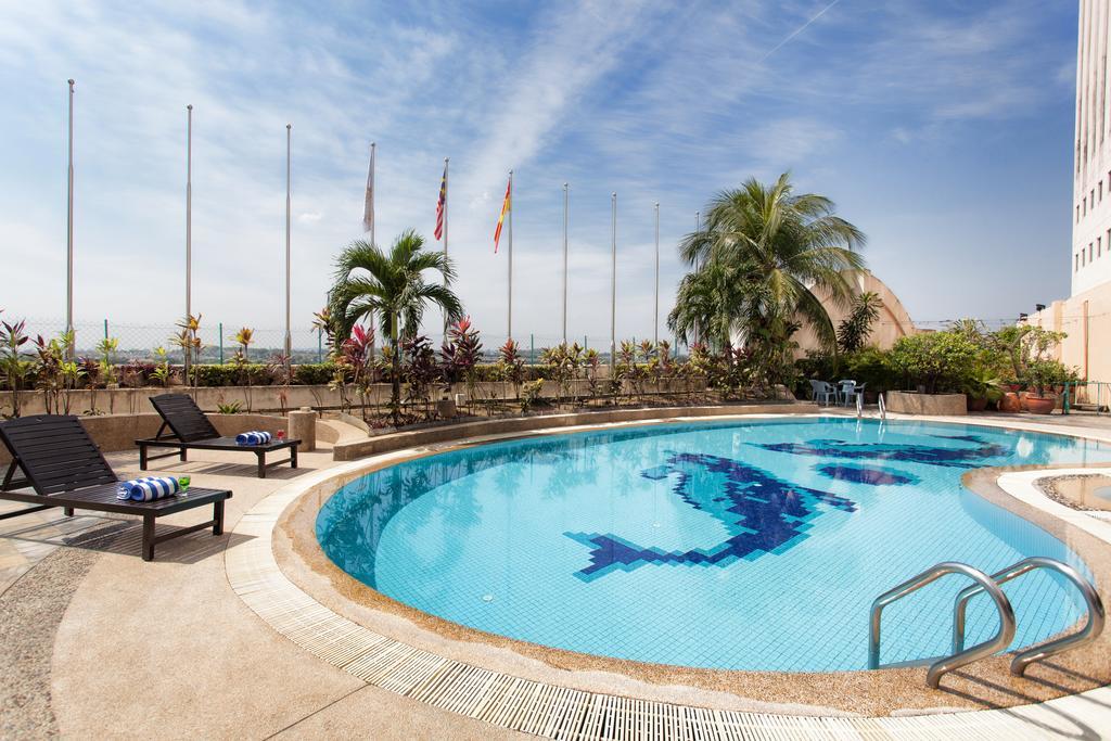 Summit Hotel Subang Usj Субанг Джая Екстериор снимка