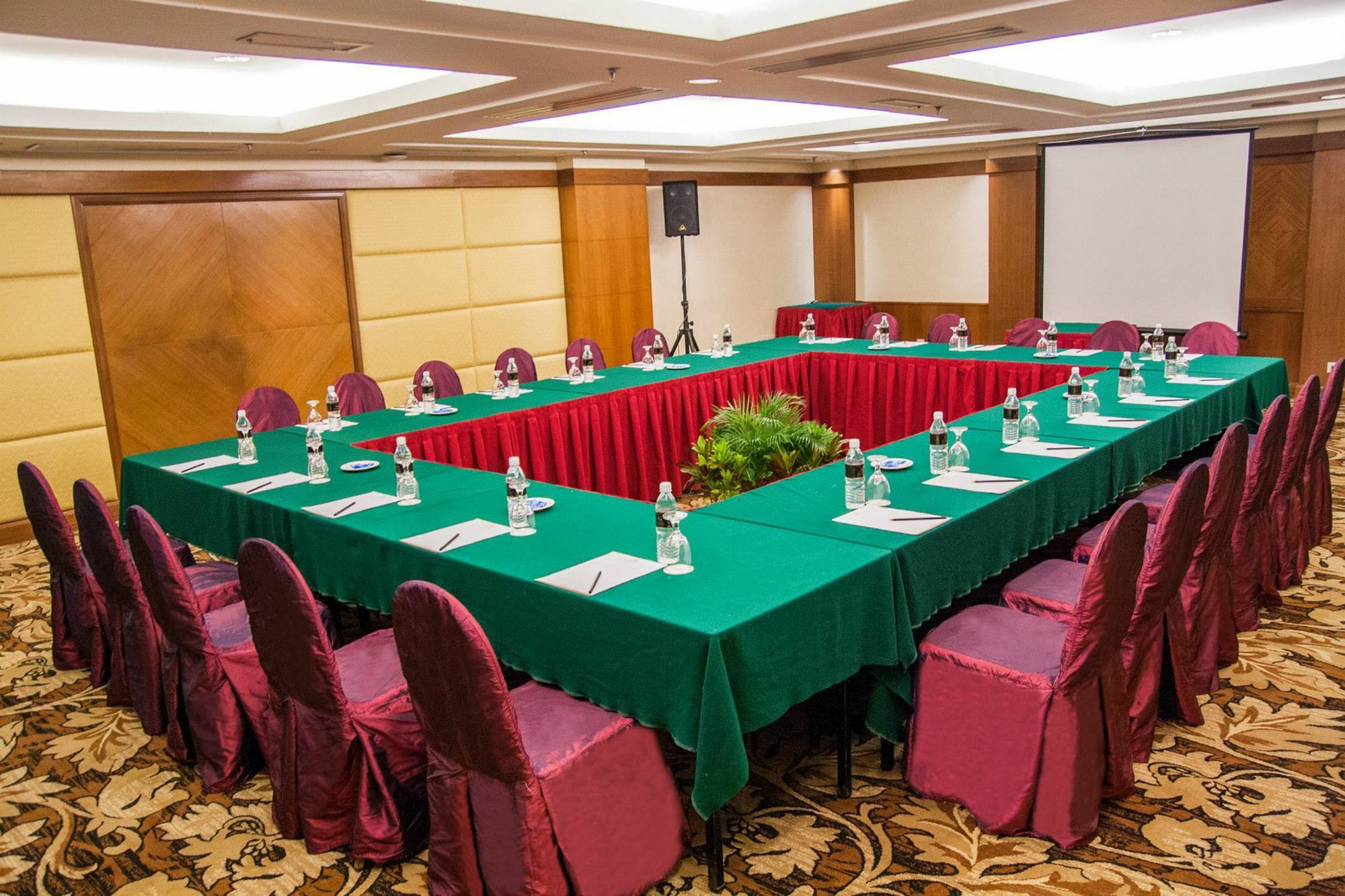 Summit Hotel Subang Usj Субанг Джая Екстериор снимка